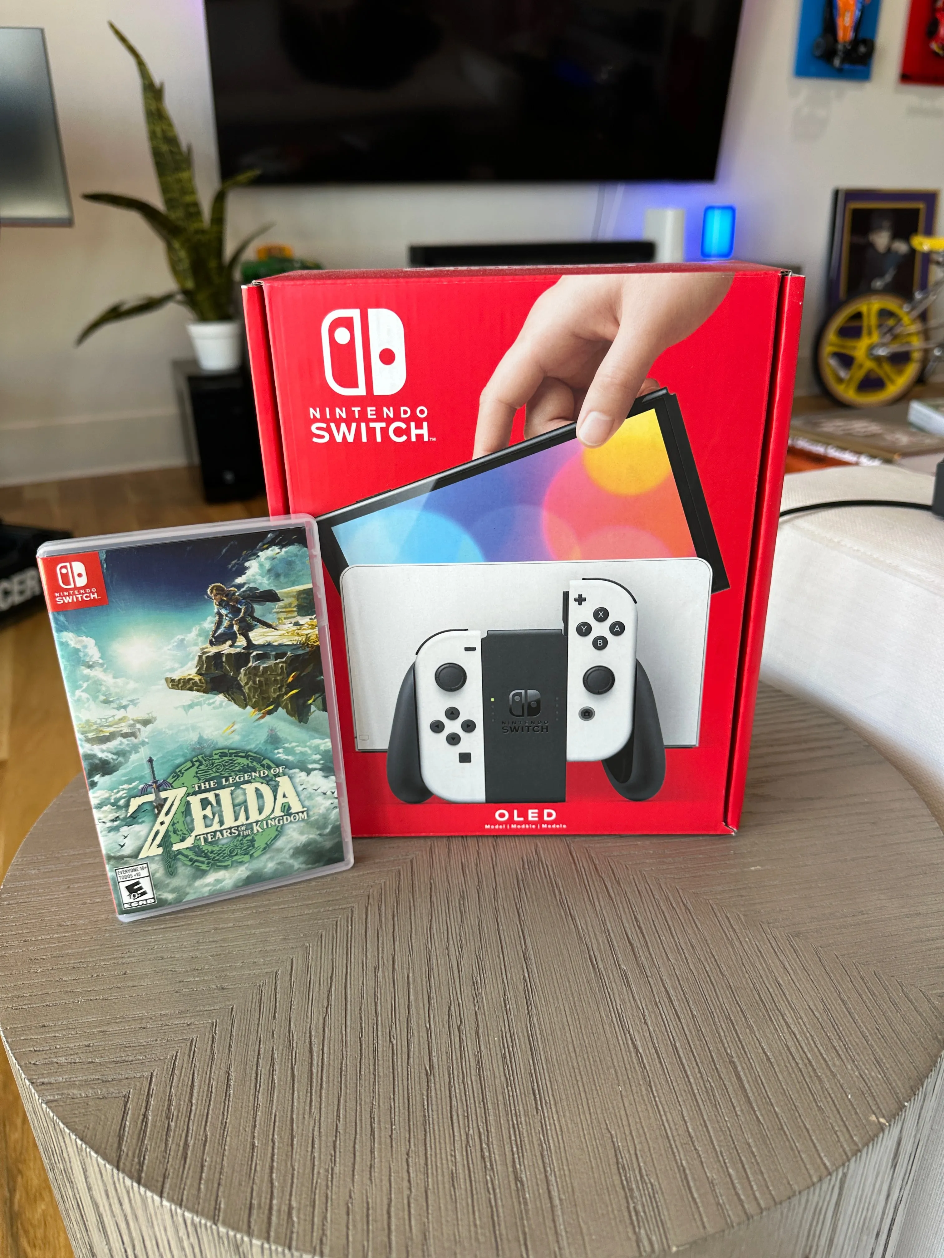 Nintendo Switch OLED   Zelda/Pokemon